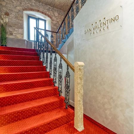 אפרטהוטל אומאג San Valentino Palace מראה חיצוני תמונה