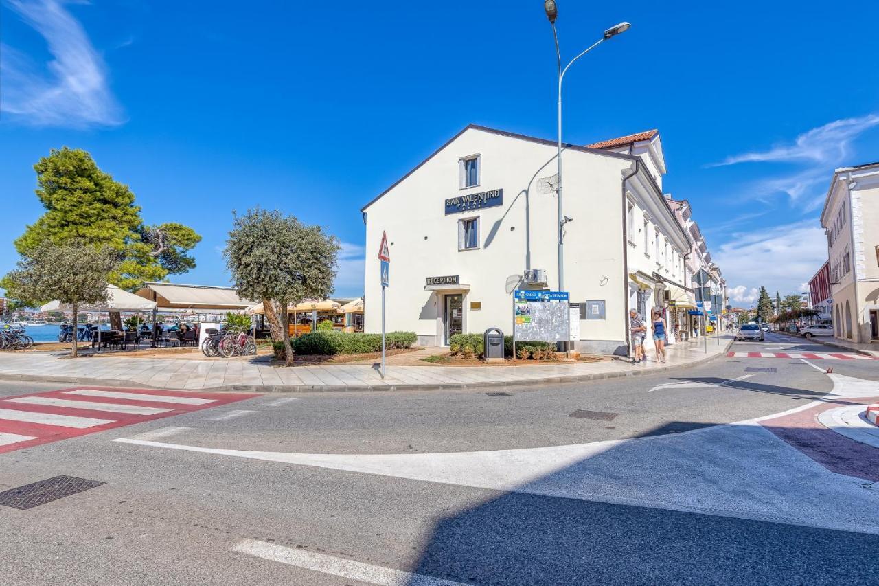 אפרטהוטל אומאג San Valentino Palace מראה חיצוני תמונה