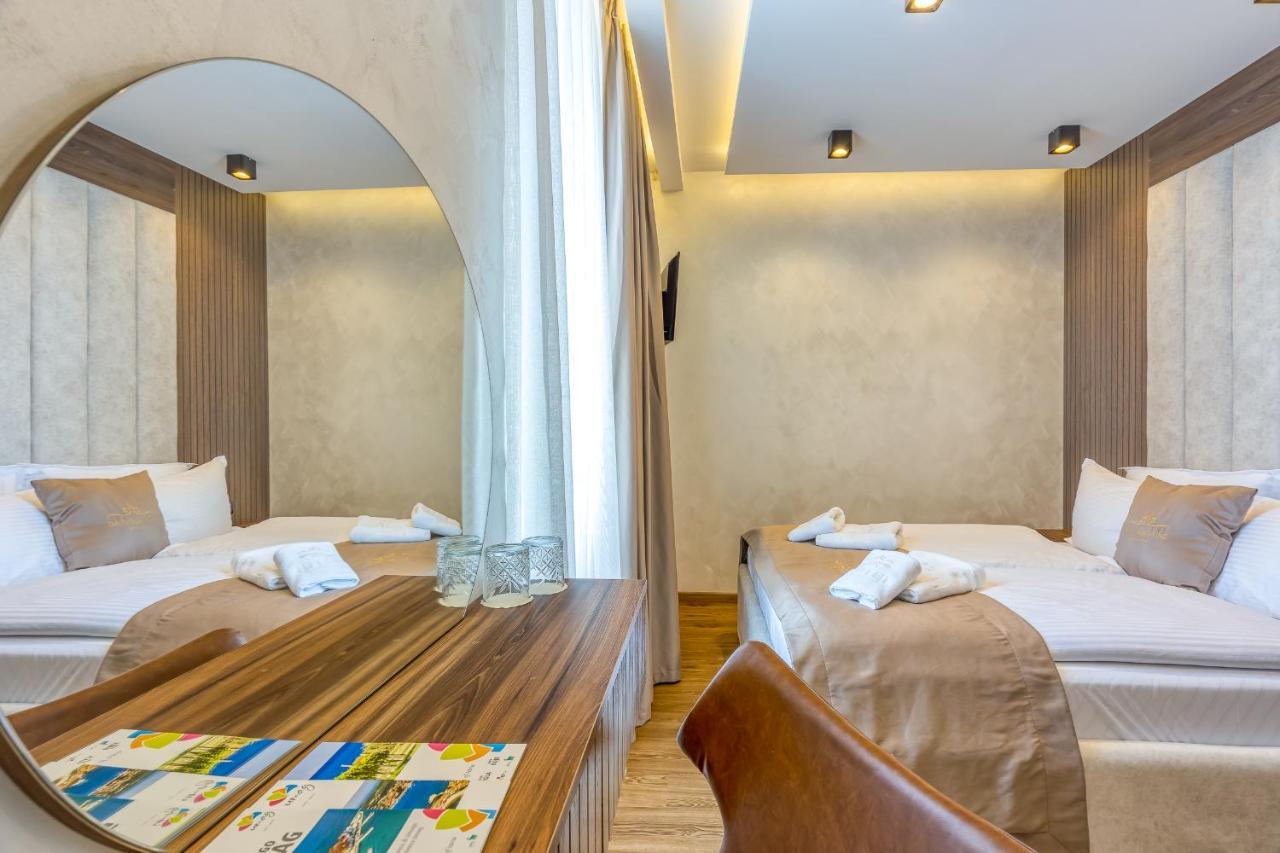 אפרטהוטל אומאג San Valentino Palace מראה חיצוני תמונה